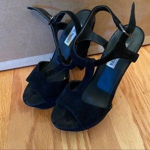 Steve Madden Suede T-strap Platform Heel